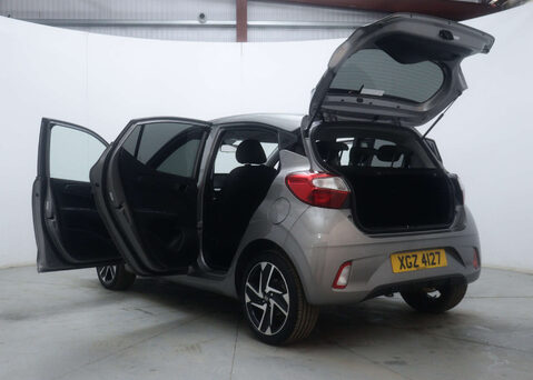 Hyundai i10 1.2 i10 Premium MPI Auto 5dr 45