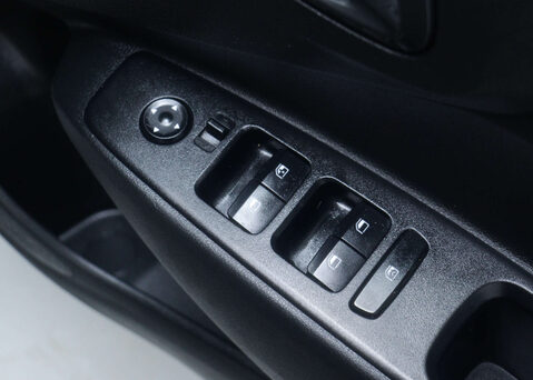 Hyundai i10 1.2 i10 Premium MPI Auto 5dr 34