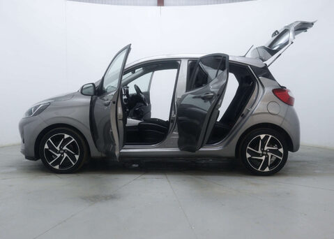 Hyundai i10 1.2 i10 Premium MPI Auto 5dr 44