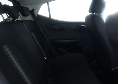 Hyundai i10 1.2 i10 Premium MPI Auto 5dr 39