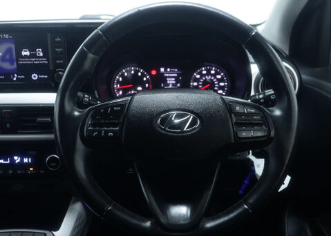 Hyundai i10 1.2 i10 Premium MPI Auto 5dr 18