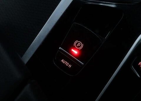 BMW 5 Series 2.0 530e M Sport Auto 4dr 38