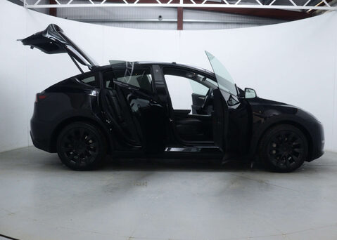 Tesla Model Y Model Y Long Range AWD 4WD 5dr 56