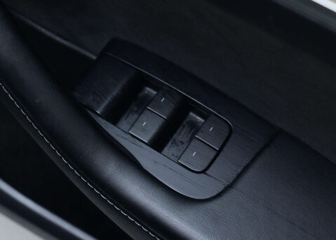 Tesla Model Y Model Y Long Range AWD 4WD 5dr 34