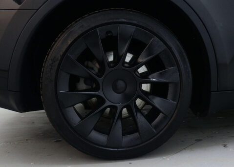 Tesla Model Y Model Y Long Range AWD 4WD 5dr 12