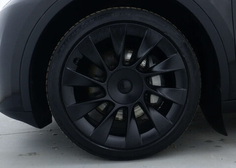 Tesla Model Y Model Y Long Range AWD 4WD 5dr 14