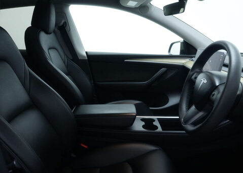 Tesla Model Y Model Y Long Range AWD 4WD 5dr 37