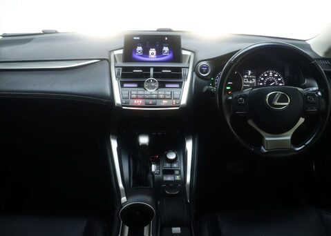 Lexus NX 2.5 NX 300h Luxury CVT 4WD 5dr 19