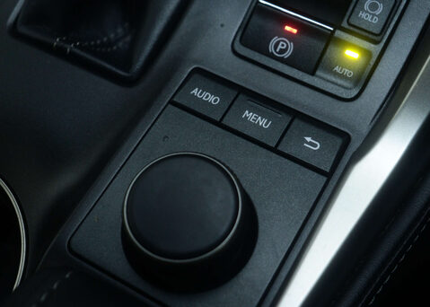 Lexus NX 2.5 NX 300h Luxury CVT 4WD 5dr 34