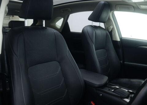 Lexus NX 2.5 NX 300h Luxury CVT 4WD 5dr 45