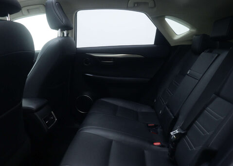 Lexus NX 2.5 NX 300h Luxury CVT 4WD 5dr 53