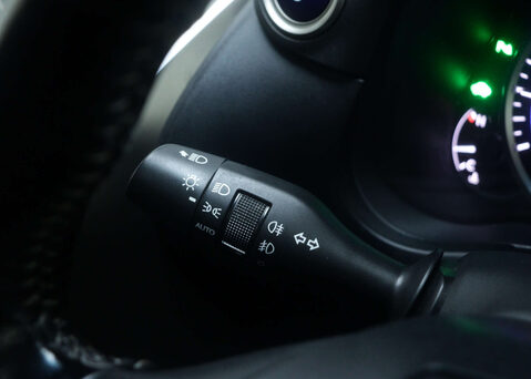 Lexus NX 2.5 NX 300h Luxury CVT 4WD 5dr 39