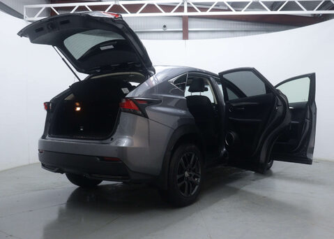 Lexus NX 2.5 NX 300h Luxury CVT 4WD 5dr 62
