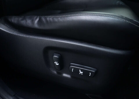 Lexus NX 2.5 NX 300h Luxury CVT 4WD 5dr 42