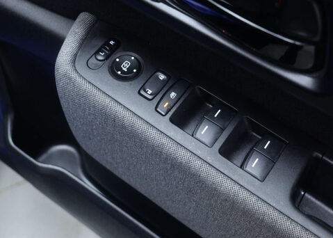 Honda Honda E 35.5kWh Advance Hatchback 5dr Electric Auto (17in Alloy) (154 ps) 43