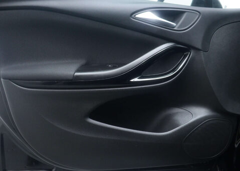 Vauxhall Astra 1.4 Astra SRi VX-Line Nav T S/S 5dr 43