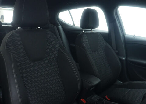 Vauxhall Astra 1.4 Astra SRi VX-Line Nav T S/S 5dr 38