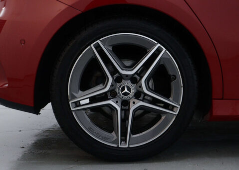 Mercedes-Benz A Class 1.3 A 180 AMG Line Premium Plus Auto 5dr 13