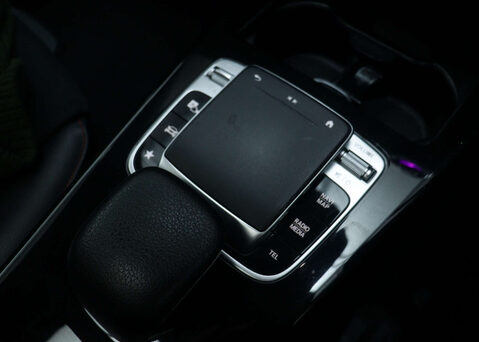 Mercedes-Benz A Class 1.3 A 180 AMG Line Premium Plus Auto 5dr 34