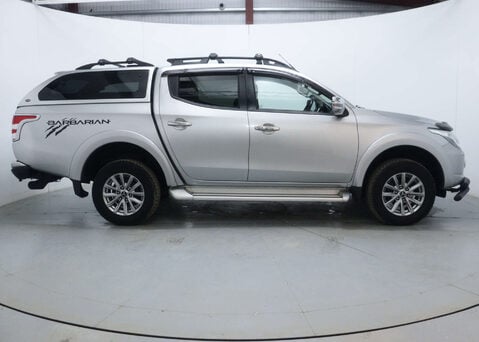 Mitsubishi L200 2.4 L200 Barbarian DI-D Auto 4WD 12