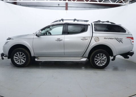 Mitsubishi L200 2.4 L200 Barbarian DI-D Auto 4WD 8