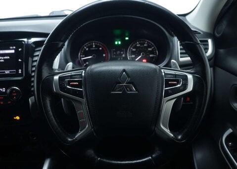 Mitsubishi L200 2.4 L200 Barbarian DI-D Auto 4WD 20