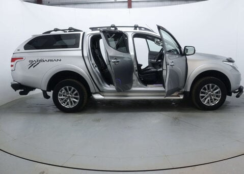 Mitsubishi L200 2.4 L200 Barbarian DI-D Auto 4WD 57