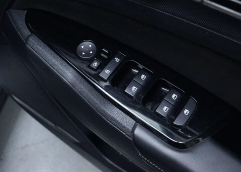 Kia Sportage 1.6 Sportage GT-Line PHEV 4x4 Auto 4WD 5dr 43