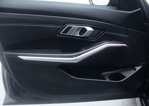 BMW 3 Series 2.0 330E M Sport Auto 5dr 46