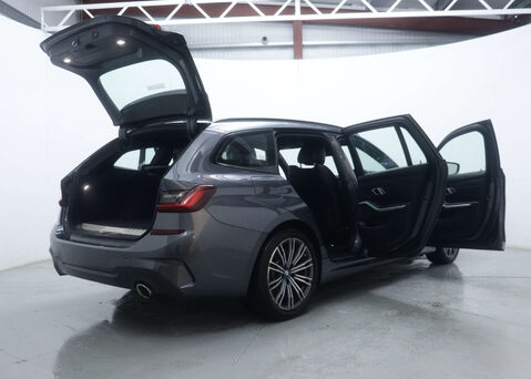 BMW 3 Series 2.0 330E M Sport Auto 5dr 57