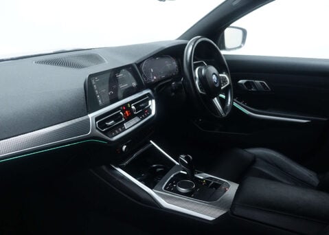 BMW 3 Series 2.0 330E M Sport Auto 5dr 43