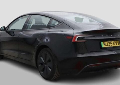 Tesla Model 3 Model 3 4dr 7