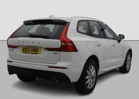 Volvo XC60 2.0 XC60 Momentum B5 MHEV Auto 5dr 8