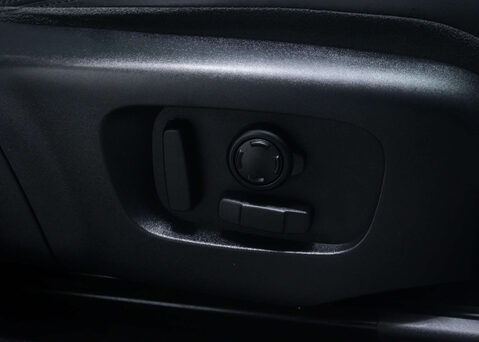 Land Rover Range Rover Evoque 1.5 Range Rover Evoque R-Dynamic HSE P300e Auto 4WD 5dr 49