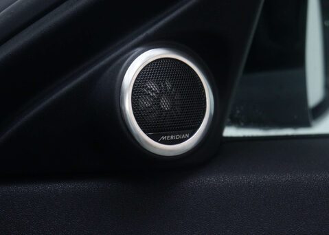 Land Rover Range Rover Evoque 1.5 Range Rover Evoque R-Dynamic HSE P300e Auto 4WD 5dr 47