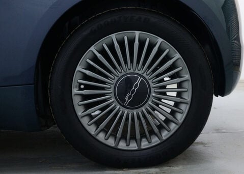 Fiat 500e 500e Icon 3dr 17