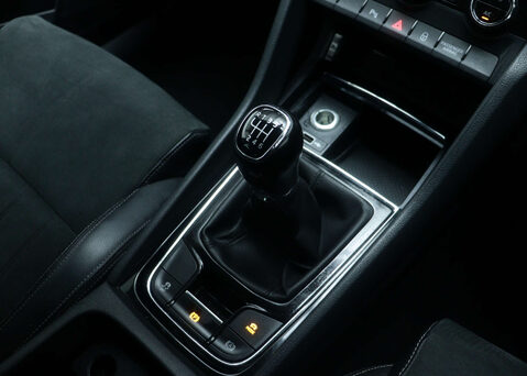 Skoda Karoq 1.6 Karoq SE L TDI 5dr 37