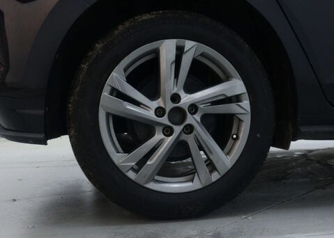 Volkswagen Polo 1.0 Polo R-Line TSi 5dr 12