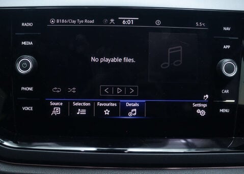 Volkswagen Polo 1.0 Polo R-Line TSi 5dr 21