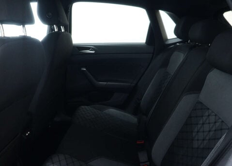 Volkswagen Polo 1.0 Polo R-Line TSi 5dr 48