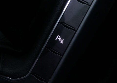 Volkswagen Polo 1.0 Polo R-Line TSi 5dr 32