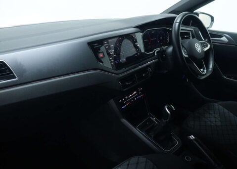 Volkswagen Polo 1.0 Polo R-Line TSi 5dr 44