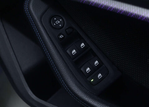 BMW 1 Series 1.5 118I M Sport 5dr 43