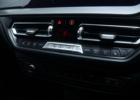 BMW 1 Series 1.5 118I M Sport 5dr 31