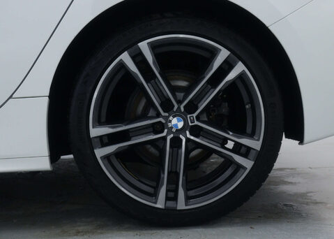 BMW 1 Series 1.5 118I M Sport Auto 5dr 16