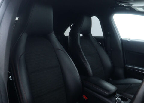 Mercedes-Benz CLA Class 1.6 CLA 180 AMG Line Auto 4dr 41