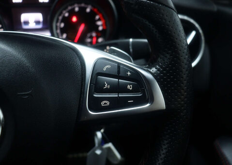 Mercedes-Benz CLA Class 1.6 CLA 180 AMG Line Auto 4dr 34