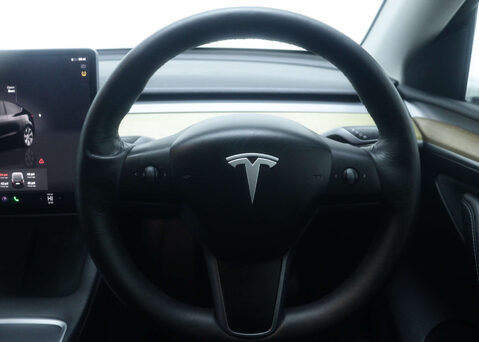 Tesla Model Y Model Y Long Range AWD 4WD 5dr 17