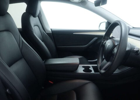Tesla Model Y Model Y Long Range AWD 4WD 5dr 38