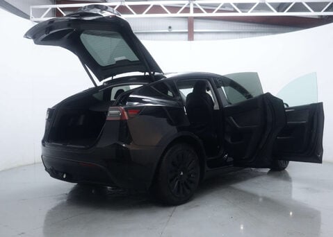 Tesla Model Y Model Y Long Range AWD 4WD 5dr 54